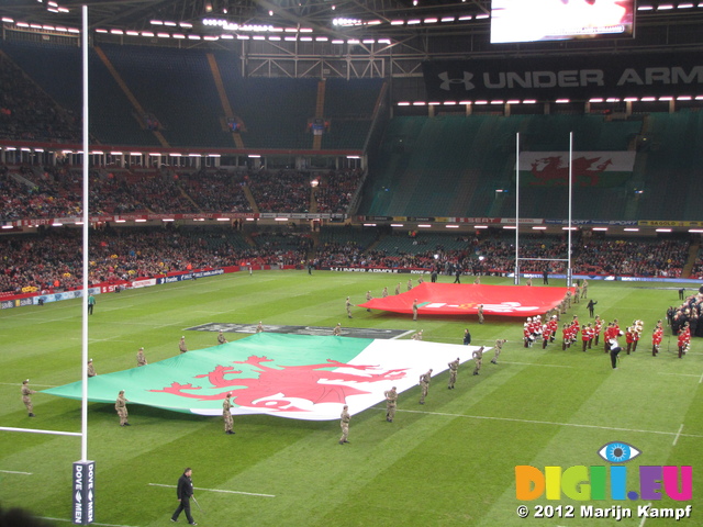 SX25130 Large flags in Millennium stadium